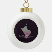 Our First Christmas Together Mr & Mrs Silhouette Keramik Kugel-Ornament (Vorderseite)