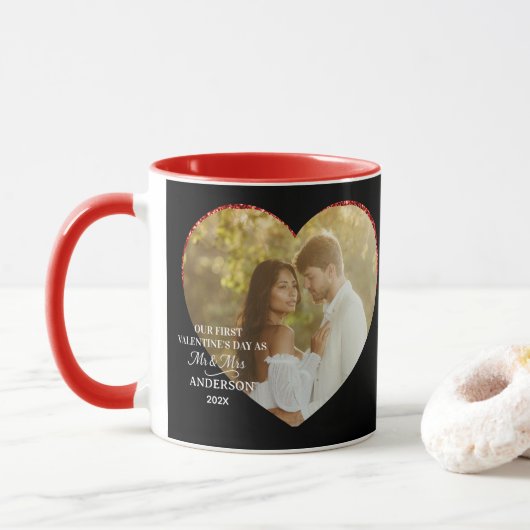 Our First Valentines Day as Mr & Mrs Heart Photo Tasse (Mit Donut)