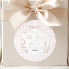 Our Little Silly Goose Pink Bow Birthday Party Runder Aufkleber