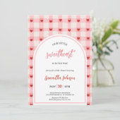 Our Little Sweetheart Cute Valentine Baby Shower Einladung (Stehend Vorderseite)