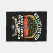 Our Roots Run Deep Family Reunion 2025 Gift  Fleecedecke (Vorderseite (Horizontal))
