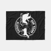 Our Team Sleighs Christmas Reindeers Santa's Long Fleecedecke (Vorderseite (Horizontal))