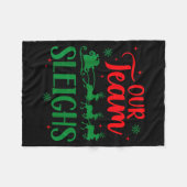 Our Team Sleighs Christmas Santa Reindeers Office Fleecedecke (Vorderseite (Horizontal))