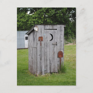 Out House steht bereit Postkarte