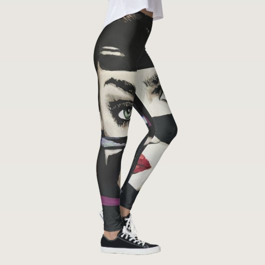 'Out of the Dark' Gemälde auf einem Leggings (Rechts)