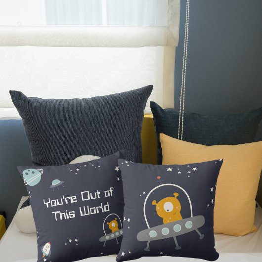 Out of this World Space Throw Kissen