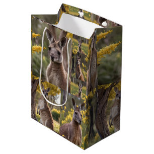 Outdoor Beauty: Kangaroo und Wattle Foto Collage Mittlere Geschenktüte