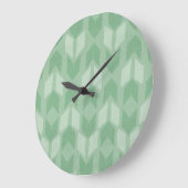 Outdoor Geo Step | Green Arrow Pattern Große Wanduhr (Winkel)