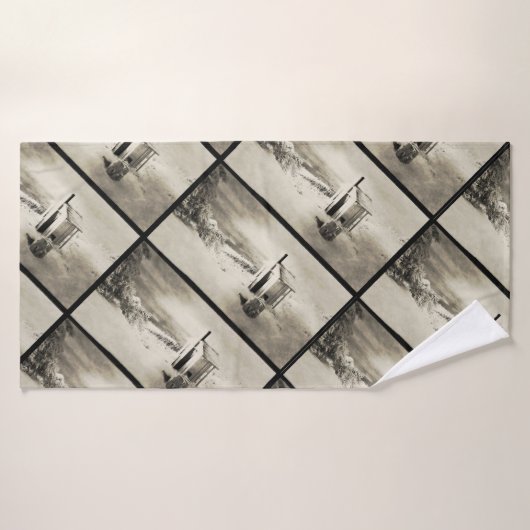 Outhouse Hagar Badehandtuch (Badehandtuch)