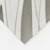 Oval black tint glass panel on white surface fleecedecke (Ecke)