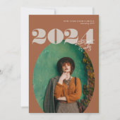 Oval Bold Modern Class of 2024 Foto Abschluss Einladung (Vorderseite)