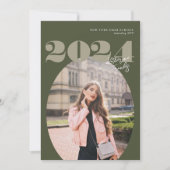 Oval Bold Modern Class of 2024 Foto Abschluss Einladung (Vorderseite)