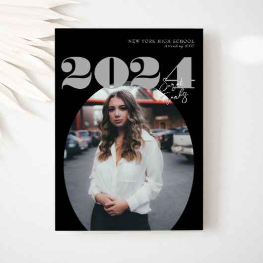 Oval Bold Modern Class of 2024 Foto Abschluss Einladung