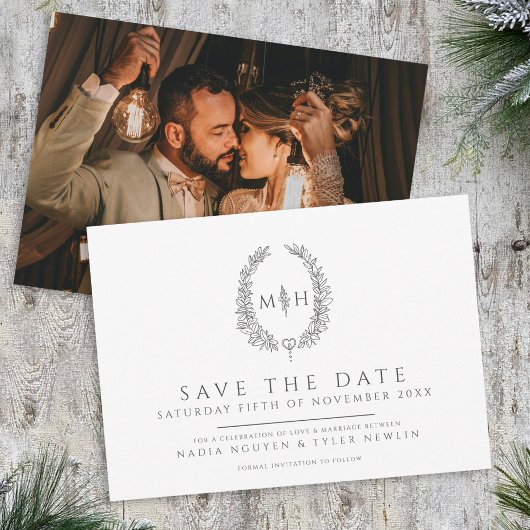 Oval der Blätter Weißgraues Foto Hochzeit Save The Date