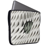 Ovale schwarze Farbglasplatte auf weißer Oberfläch Laptopschutzhülle (Vorne Rechts)