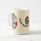 Ovaler Bilderrahmen mit Hase und Kind zu Ostern Kaffeetasse (Vorderseite Links)