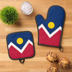 Oven Mitt and Pot Holders mit der Fahne Denver, US Ofenhandschuh & Topflappen-Set