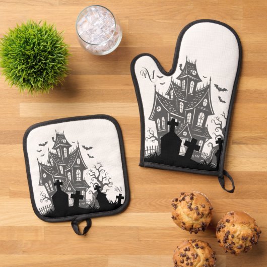 Oven Mitt & Pot Holder Set : HALLOWEEN House #1 (Oben Unten)