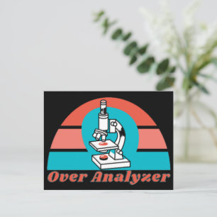 Over Analyzer - Microscopic Labrador Tech Postkarte