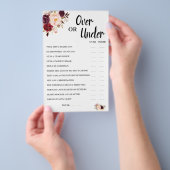 Over oder Under Marsala Brautparty Game Card Flyer (Handgriff)