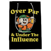 Over Par and Under The Influence Golf Drinking Mittlere Geschenktüte (Vorderseite)