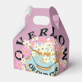 OVERFLOW-Bevorzugung Box von Poet Adiela Akoo Geschenkschachtel (Rückseite)