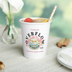 OVERFLOW Paper Cup, entwickelt von Adiela Akoo Pappbecher