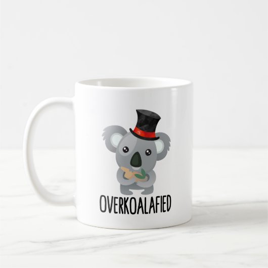 Overkoalafied Pun Niedlich Koala in Top Hat Overko Kaffeetasse (Links)