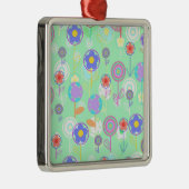 Overlayer Blumen Ornament Aus Metall (Rechts)