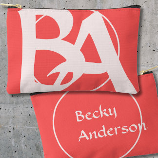 Oversified Initials in Rosé und Rot Zubehörtasche