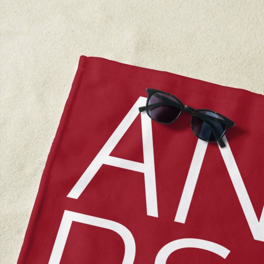 Oversifizierte Buchstaben Familienname Rot Strandtuch (Beispiel)