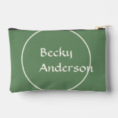 Oversized Initials in White and Green Zubehörtasche (Rückseite)