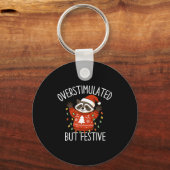 Overstimulated But Festive Christmas Racoon Men Wo Schlüsselanhänger (Vorderseite)