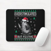 Overstimulated But Festive Christmas Ugly Penguin Mousepad (Mit Mouse)