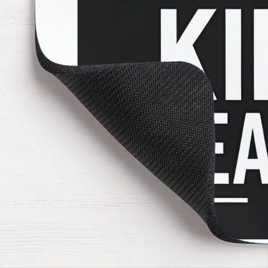 Overthinking Kills Creativity – Minimal Motivation Mousepad (Ecke)