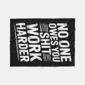 Owes You Anything Work Harder Funny Workout Gym Fleecedecke (Vorderseite (Horizontal))