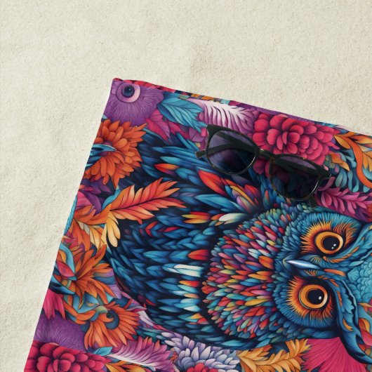Owl Art Zeichne blaue Eule und rosa Blume. Strandtuch (Beispiel)