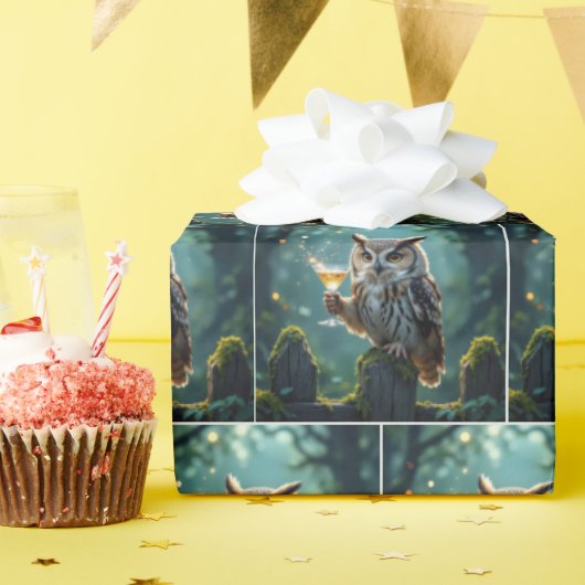 Owl Holding a Cocktail In a Mystical Forest Geschenkpapier (Geburtstagsparty)