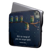 Owl ist anders als ein einzigartiges Angebot Laptopschutzhülle (Vorderseite Links)