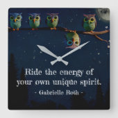 Owl ist anders als ein einzigartiges Angebot Quadratische Wanduhr (Vorderseite)