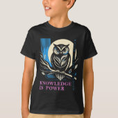 Owl - Knowledge Is Wer - Wisdom Owl Design T-Shirt (Vorderseite)