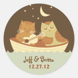Owl & Pussycat Storybook Wedding (blau und braun) Runder Aufkleber