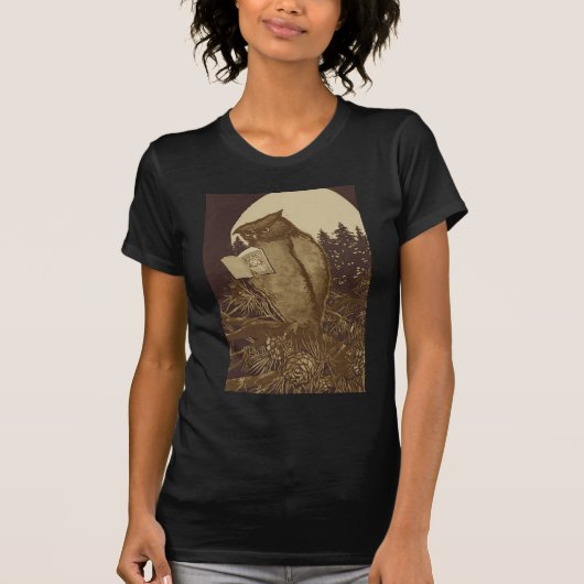 Owl Reading by Moonlight T-Shirt (Vorderseite)