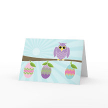 Owl Ways Thinking Sie beim Ostervergnügen und Nied