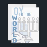 Oy to the World Funny Happy Hanukkah Blue Menorah Feiertagskarte<br><div class="desc">Der gesamte Text auf dieser Karte ist vorlagengesteuert,  sodass er leicht verändert werden kann,  wenn man möchte. Das beinhaltet natürlich auch die Unterschrift auf der Rückseite. Die Vorderseite weist Grafiken auf,  einen undurchsichtigen Globus,  der im Hintergrund eine Maske trägt,  und eine silberne Menorah-Kontur rechts unten</div>
