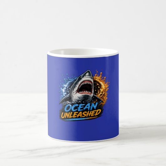 Ozean Unleashed Hai – Kühner blauer und orangener  Kaffeetasse (Mittel)