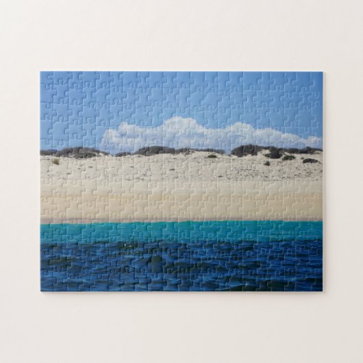 Ozean-Wellen auf Sandy-Strand unter blauem Himmel Puzzle (Horizontal)