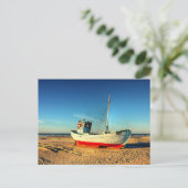 Ozeanboot am sandigen Strand Postkarte (Stehend Vorderseite)