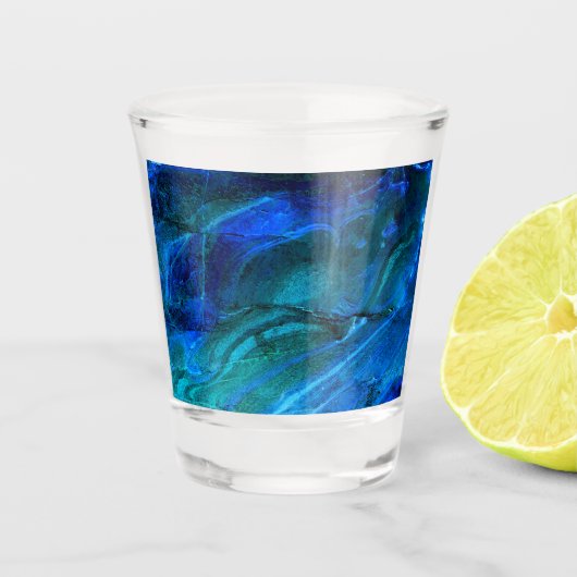 Ozeanisch geformter Stein Schnapsglas (Vorderseite)