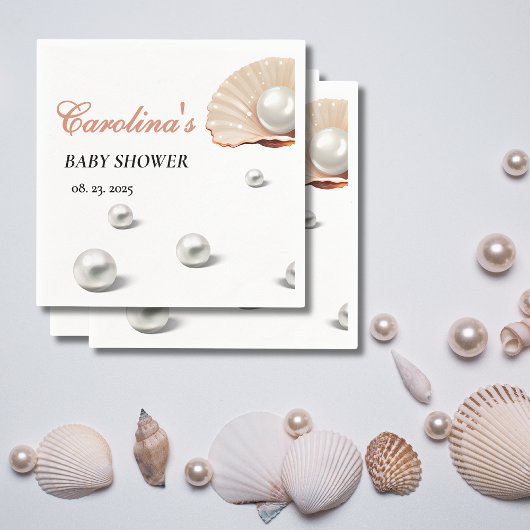 Ozeanperle unter der Babydusche Serviette